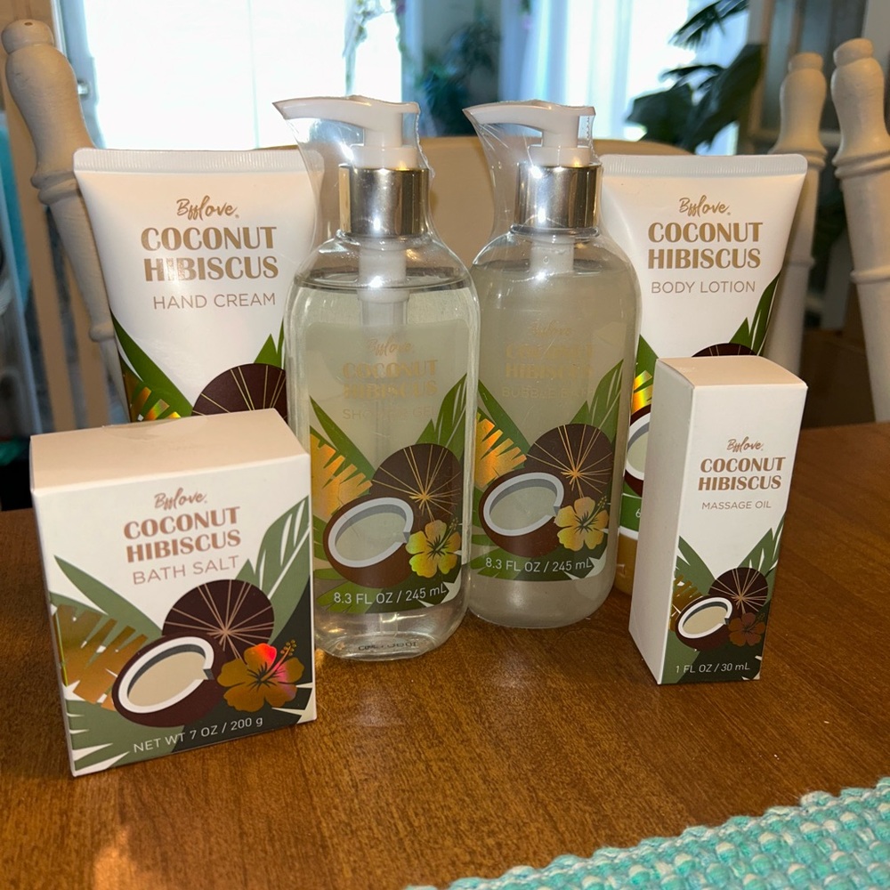 🆕 Coconut Hibiscus Bath and Body Set